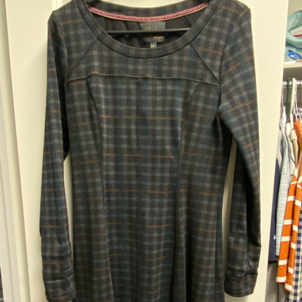 Buffalo plaid-esque long sleeve dress